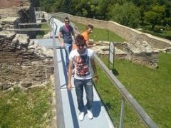 De plictiseala .....